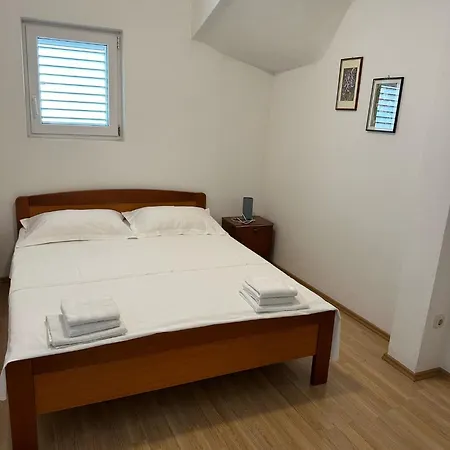 Apartment Adriatic Pavlinovic - *